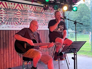 Samstag, 12.07.2025 - Livemusik der Band 'faul&dumm - acoustic playboys from hell'